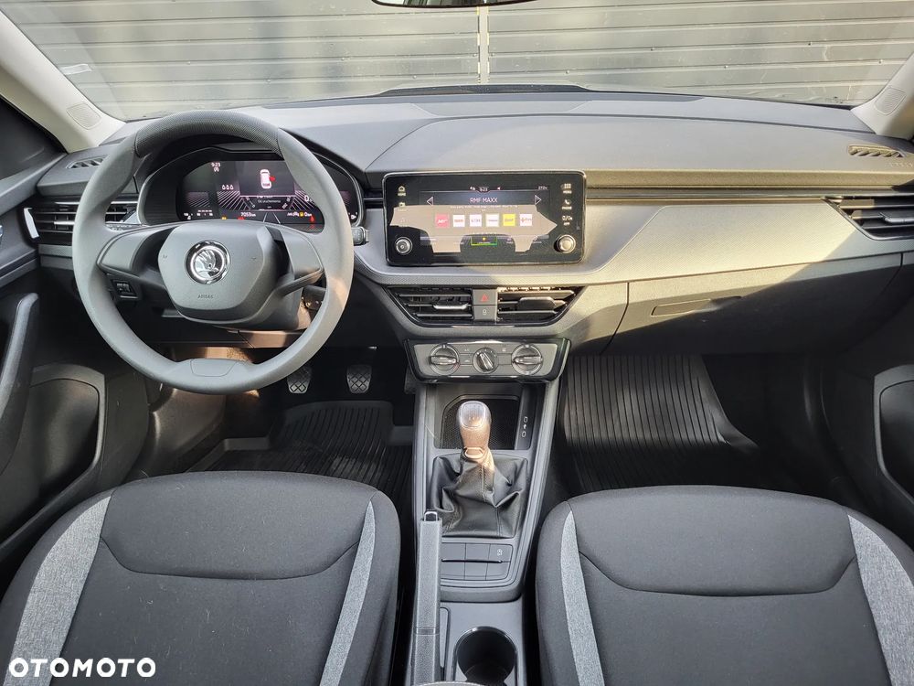 Skoda Kamiq 1.0 TSI Essence - 27