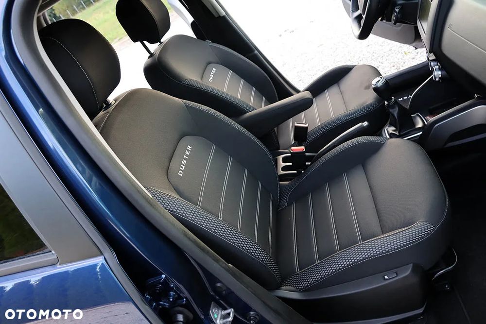 Dacia Duster 1.3 TCe FAP SL Look 4WD - 28