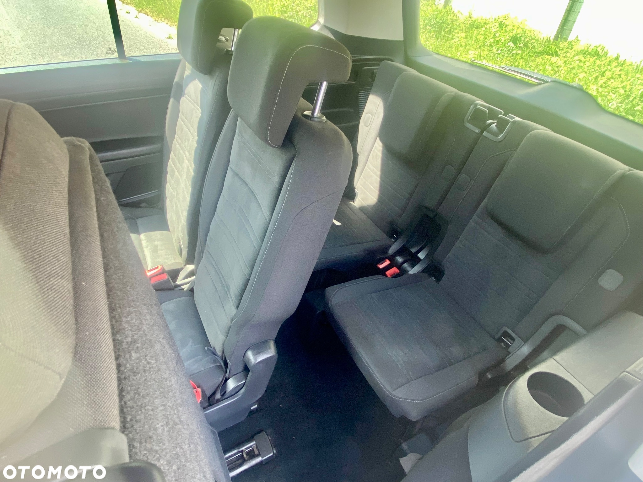 Volkswagen Touran 2.0 TDI SCR DSG Highline - 29
