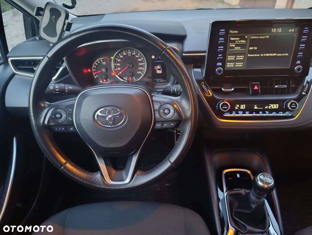 Toyota Corolla 1.5 Comfort - 18
