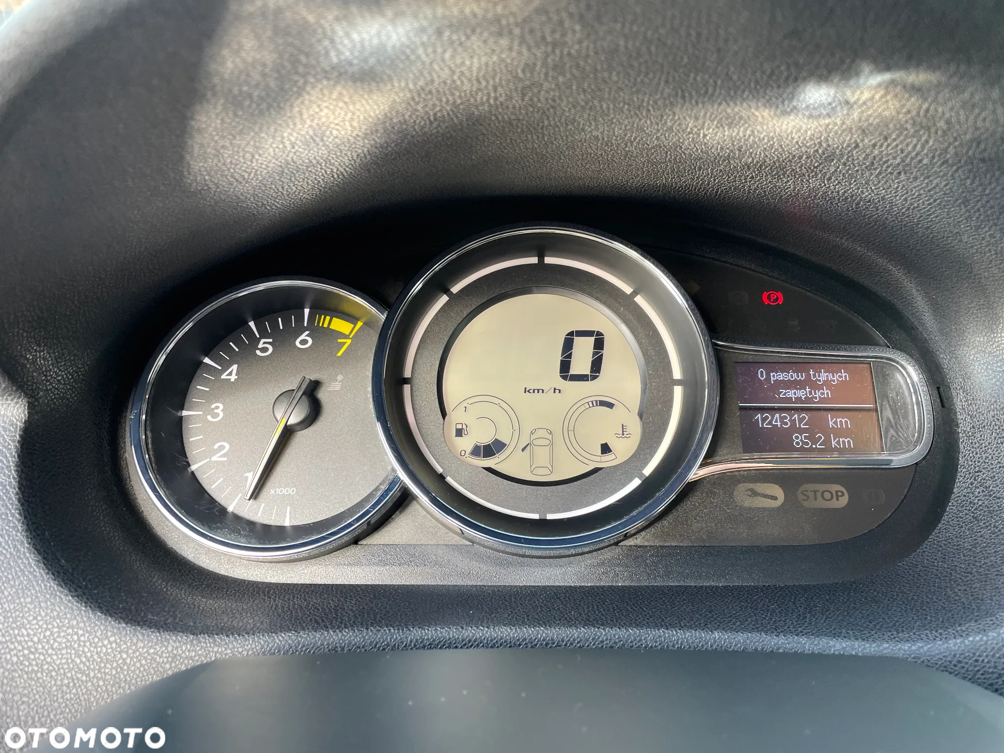Renault Megane ENERGY TCe 115 Start & Stop Paris Business - 23