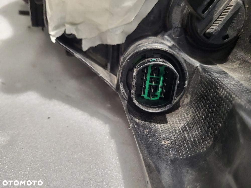 KIA Ceed II SOCZEWKA Z LED PRZÓD STRONA LEWA 92101-A2220 - 5