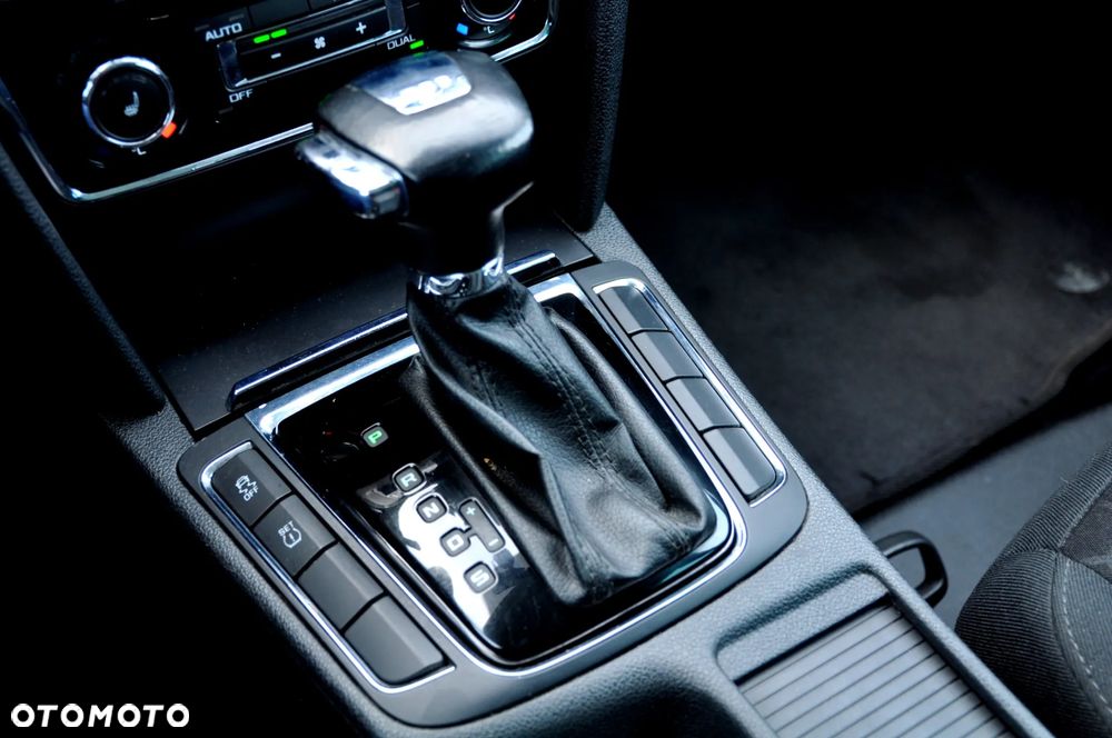 Skoda Superb 2.0 TDI DSG Exclusive - 36