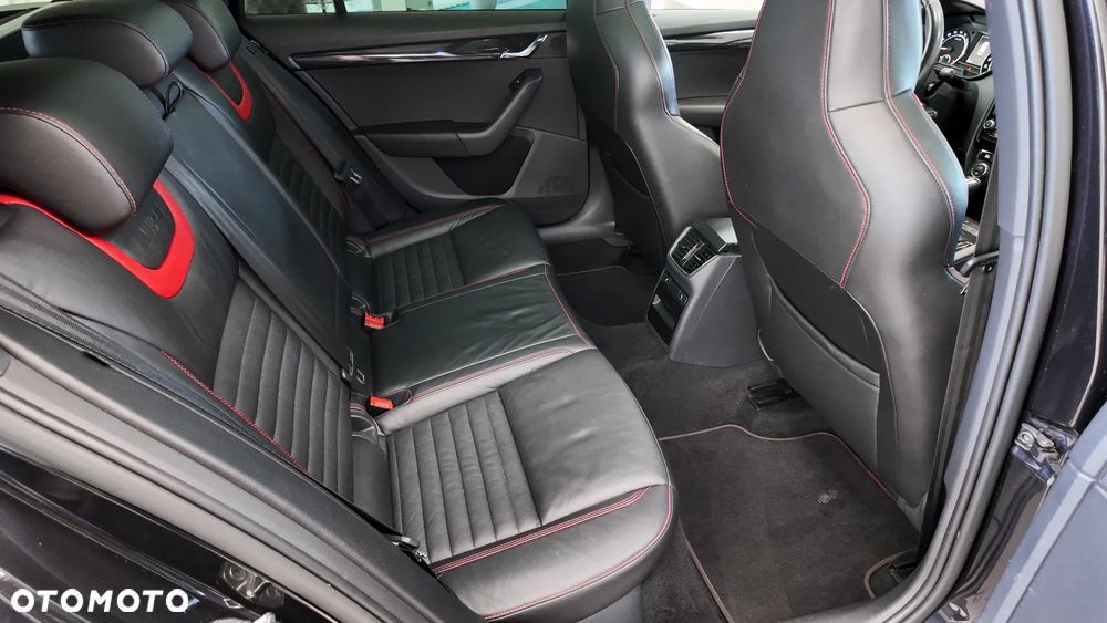 Skoda Octavia 2.0 TDI (Green tec) DSG RS - 19