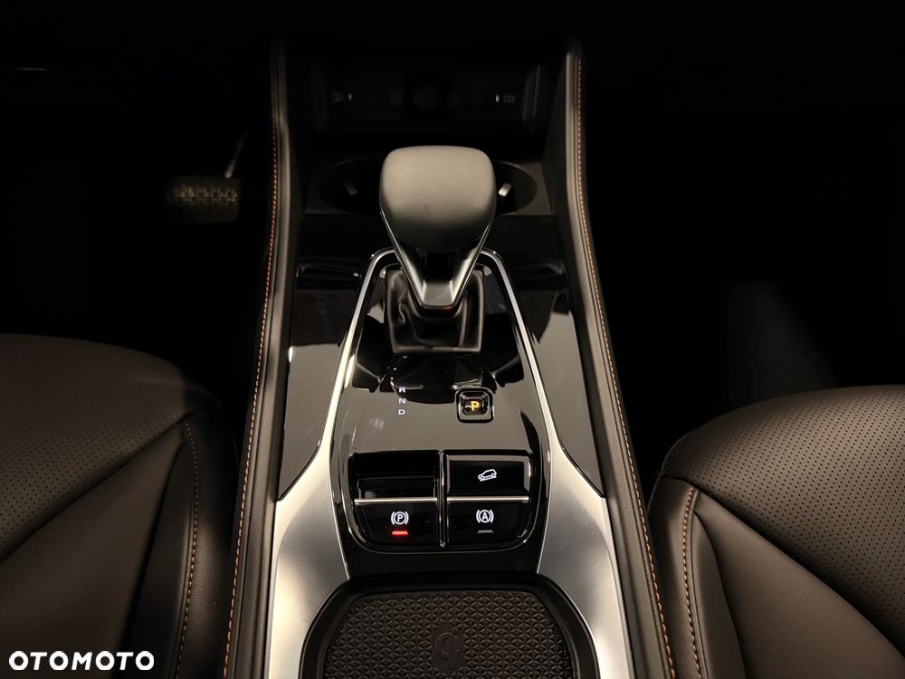 MG HS 1.5 T-GDI Exclusive - 12