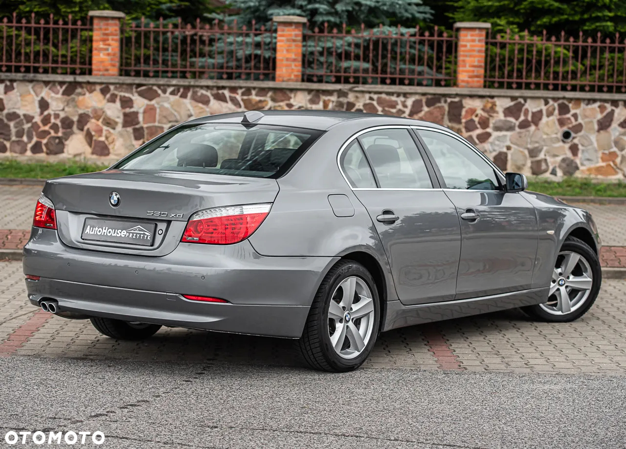 BMW Seria 5 530xd Edition Exclusive - 14