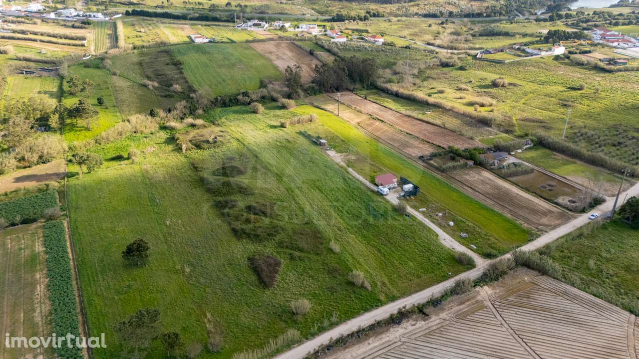 Terreno Rústico de 13.960 m² com Excelente Exposição Solar - Grande imagem: 4/15