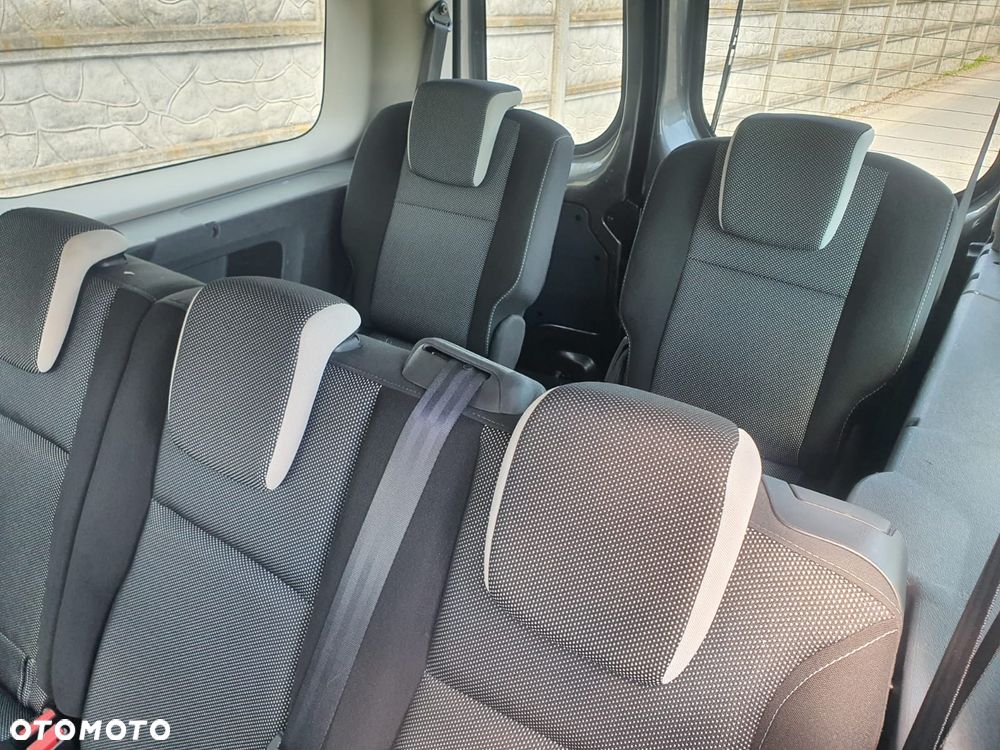 Renault Kangoo dCi 110 FAP Grand - 9