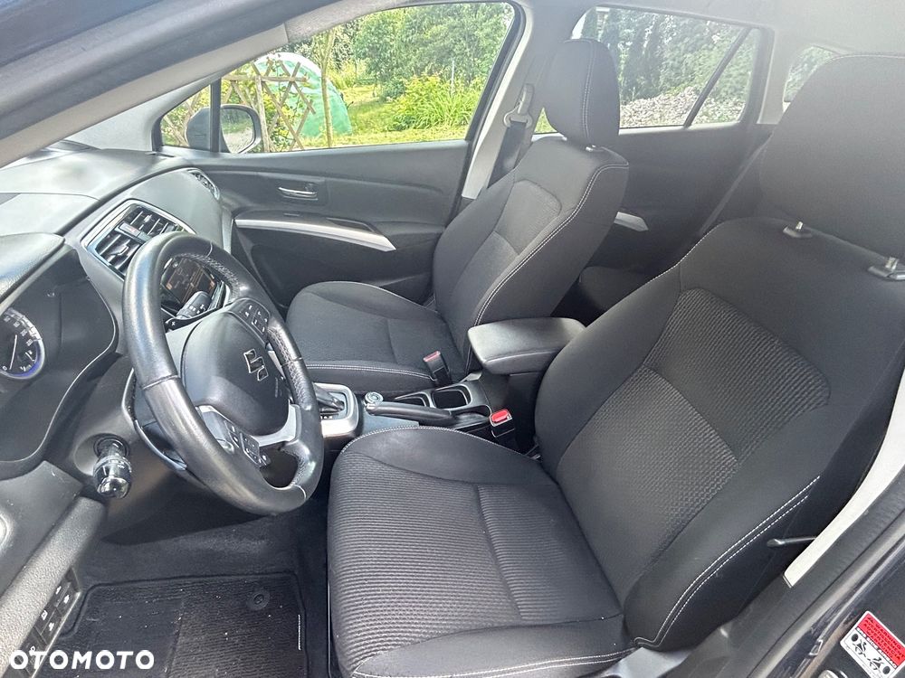 Suzuki SX4 ver-1-4-t-premium-4wd - 4