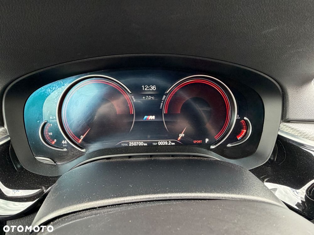 BMW Seria 5 520d M Sport Edition - 27