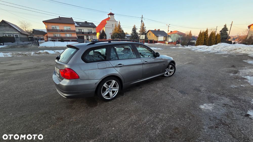 BMW Seria 3 320d - 15