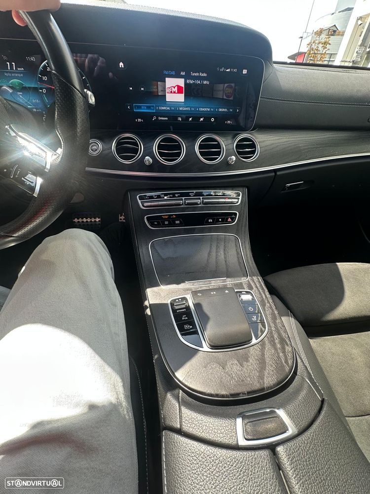 Mercedes-Benz E 300 de AMG Line - 10