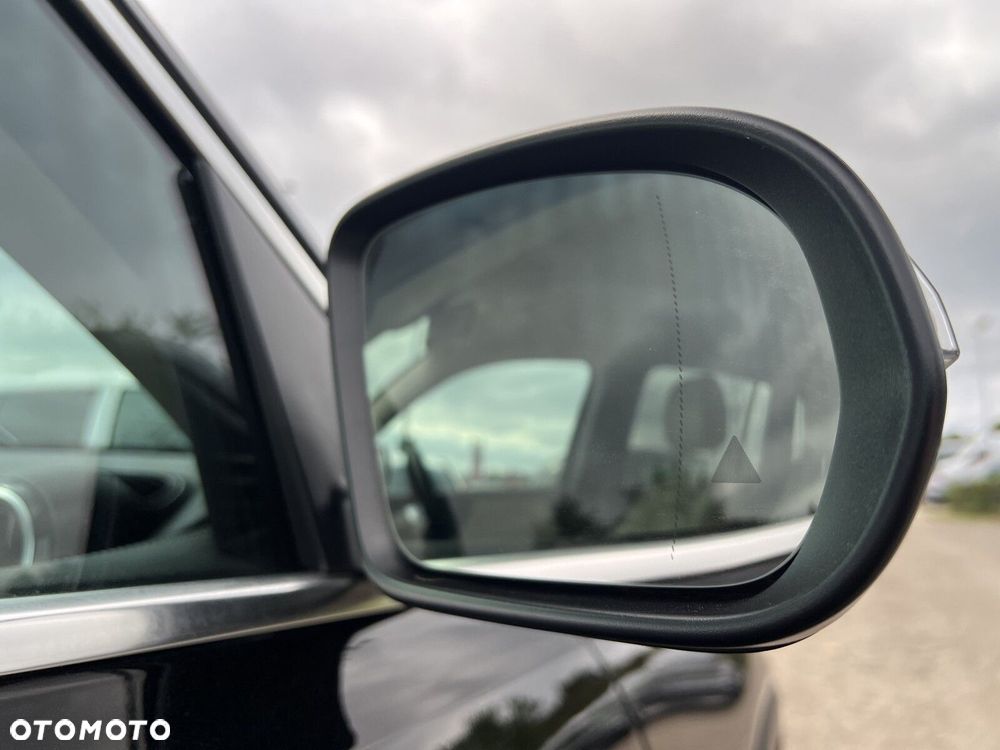 Mercedes-Benz GLB - 20