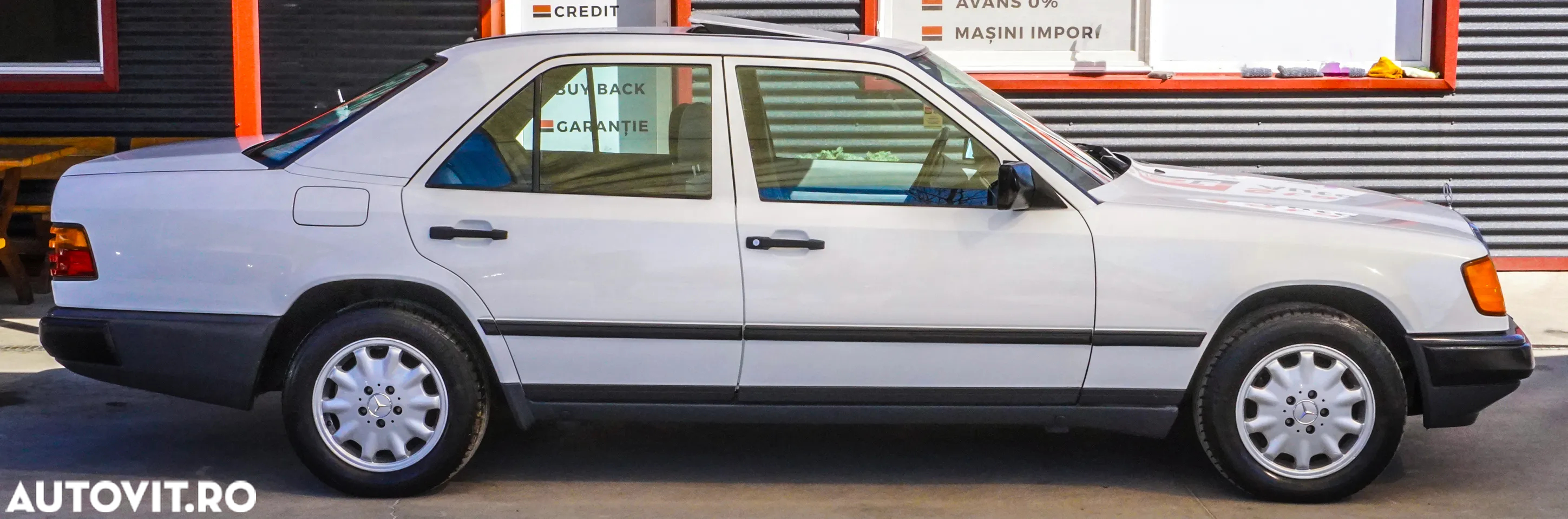 Mercedes-Benz E - 11
