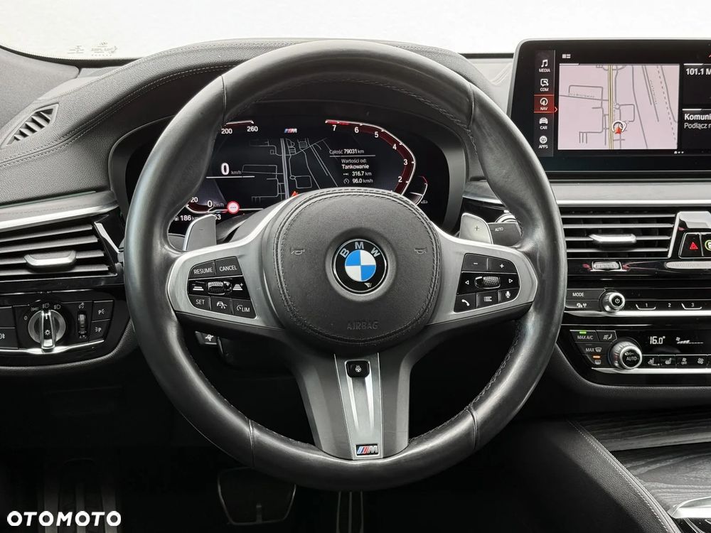 BMW 6GT - 9