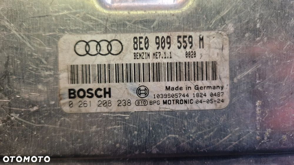AUDI A4 B6 3.0 STEROWNIK SILNIKA 8E0909559M - 2