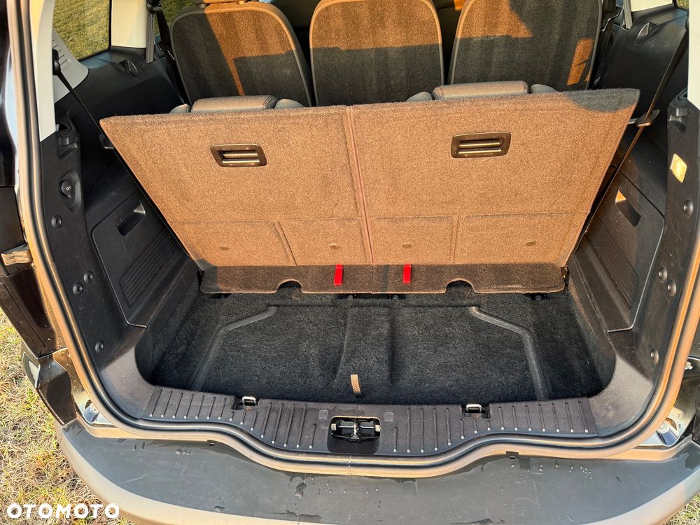 Ford S-Max 2.0 TDCi DPF Titanium - 35