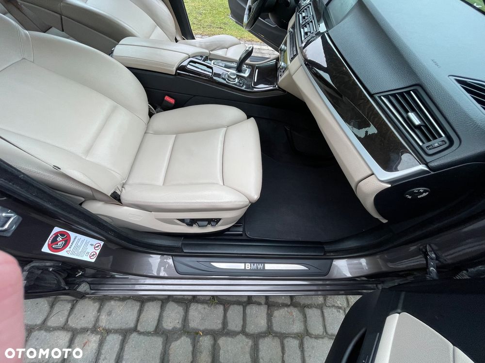 BMW Seria 5 530d - 21