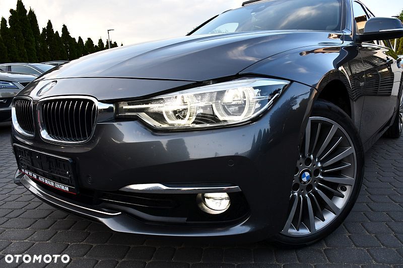 BMW Seria 3 320d xDrive Edition Luxury Line Purity - 35