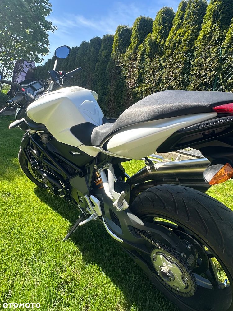 MV AGUSTA Brutale - 4