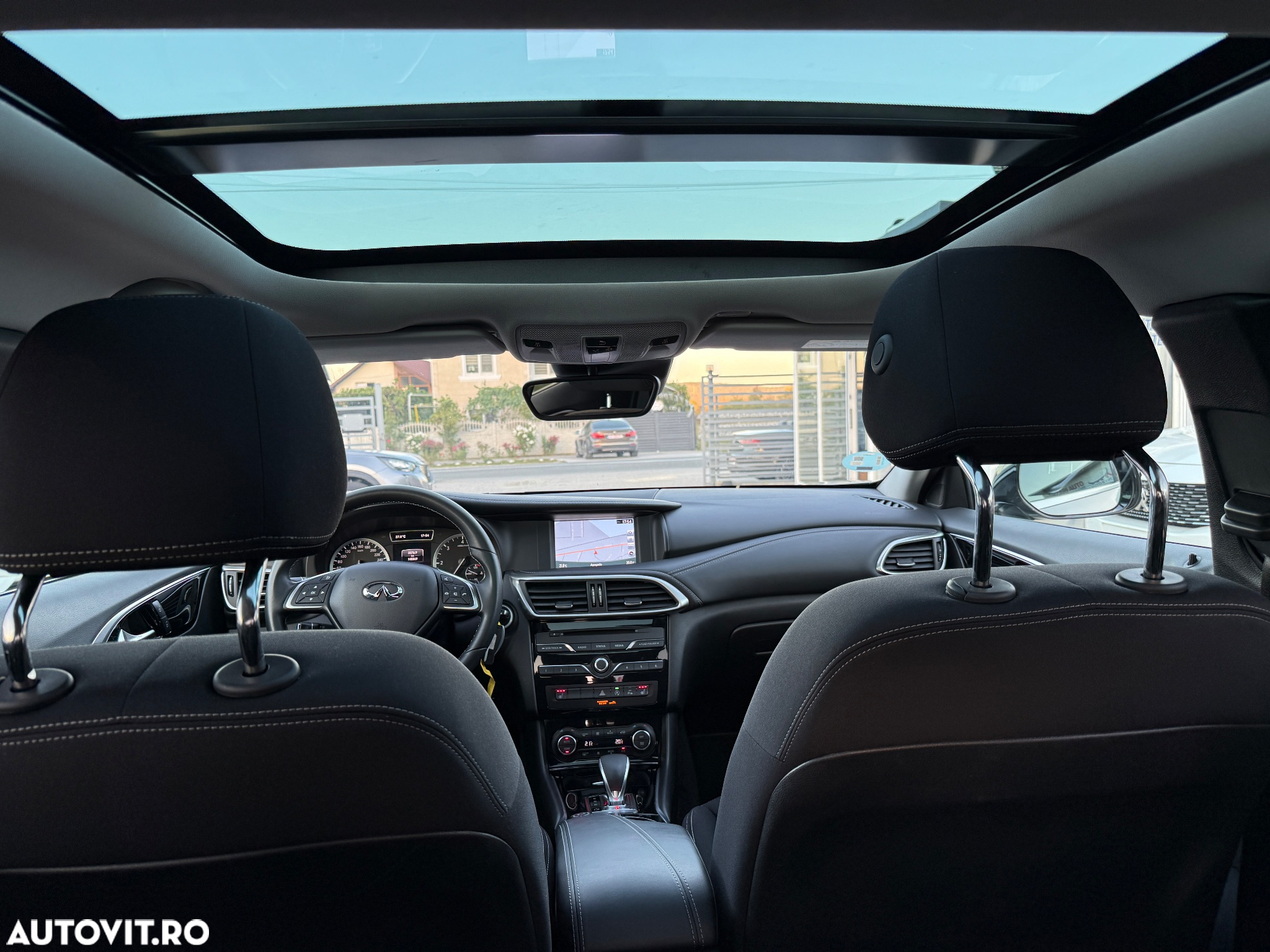 Infiniti QX30 2.2d DCT AWD Luxe Tech - 22