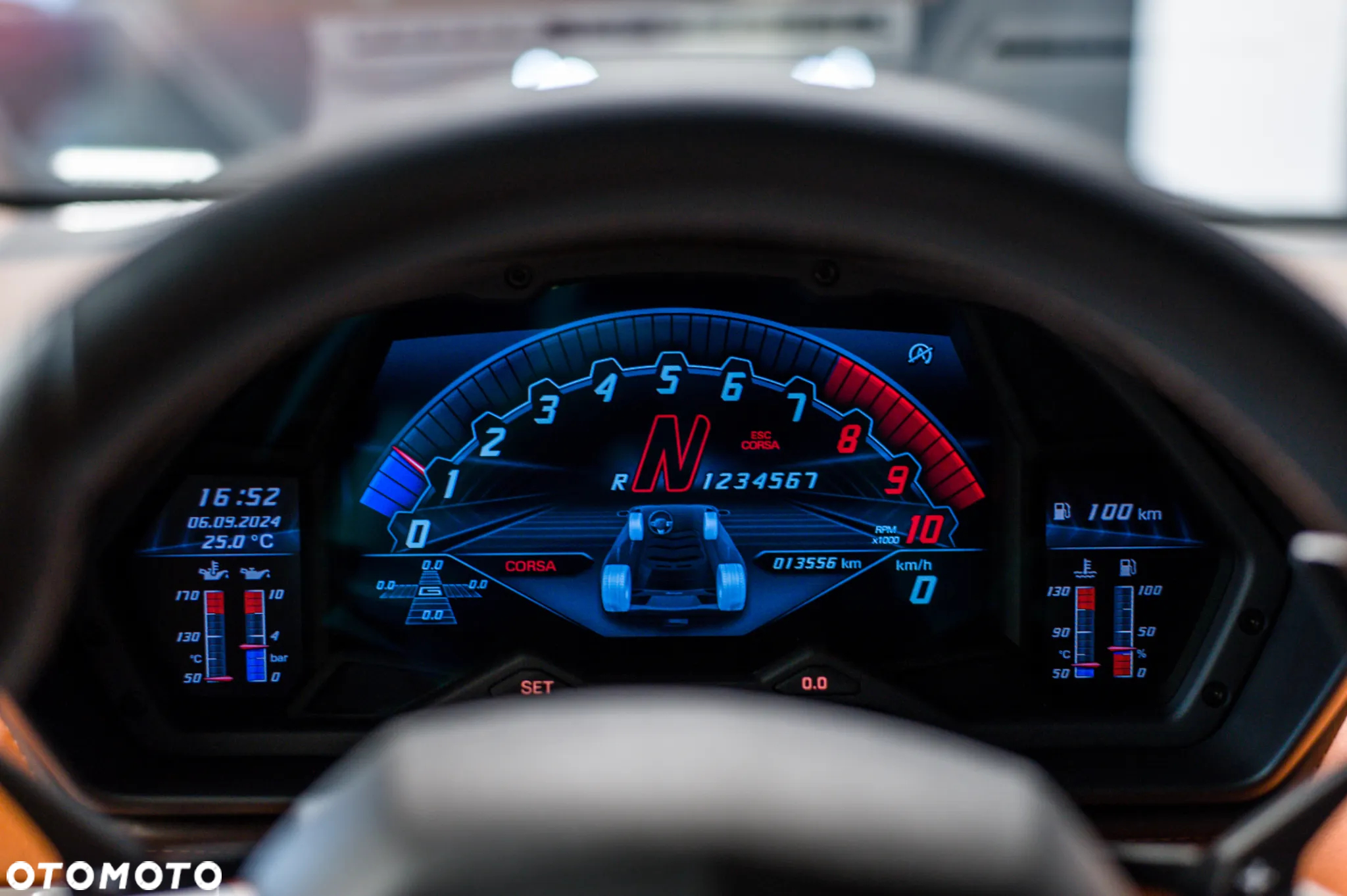 Lamborghini Aventador S - 35