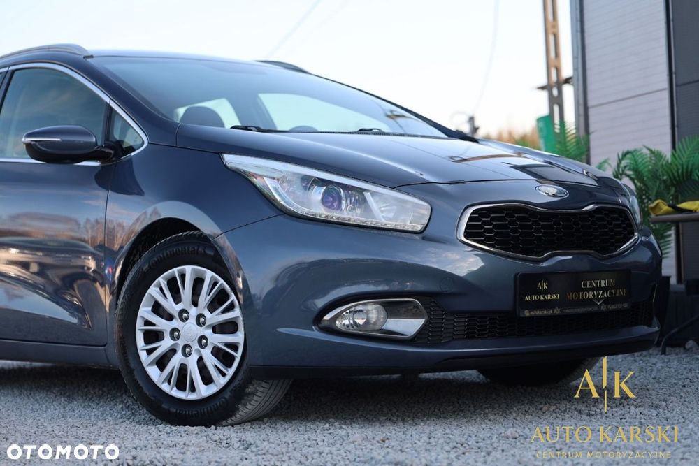 Kia Ceed - 14