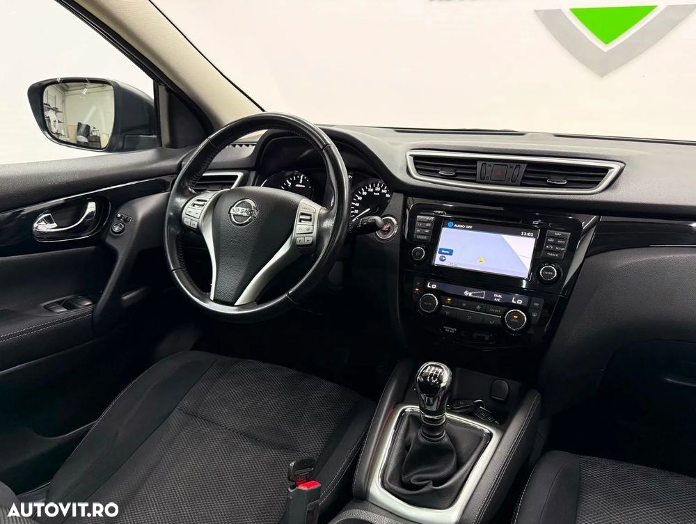 Nissan Qashqai 1.6 DCI N-Connecta - 9