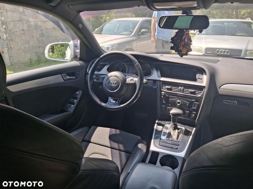 Audi A4 Avant 2.0 TDI DPF quattro S tronic S line Sportpaket - 9