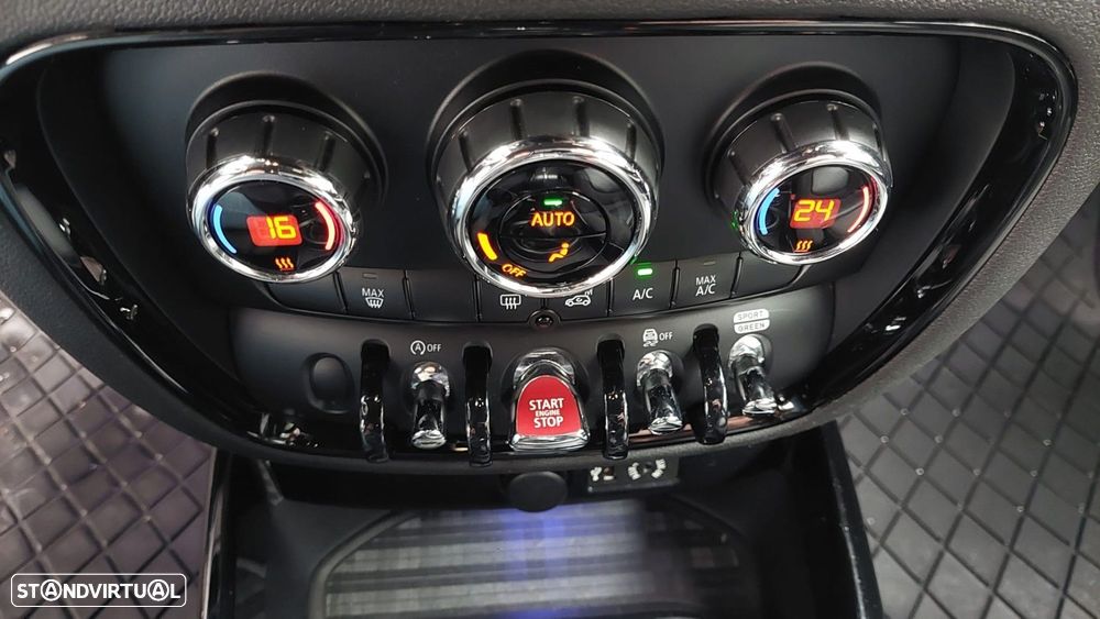 MINI Clubman One D - 16