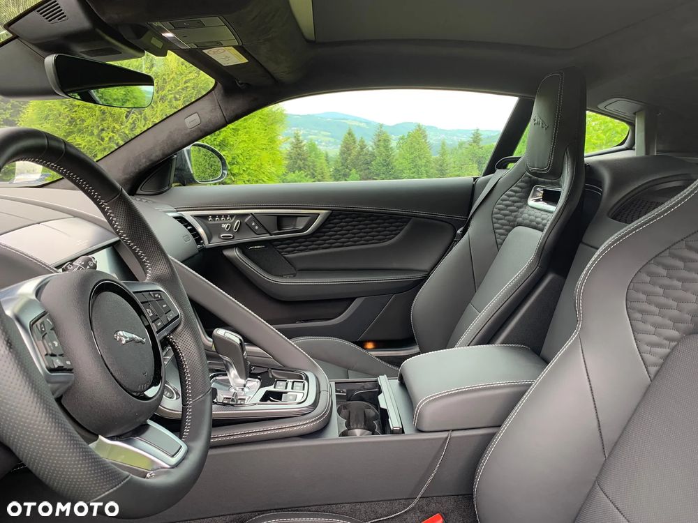 Jaguar F-Type 2.0 Turbo R-Dynamic Black - 19