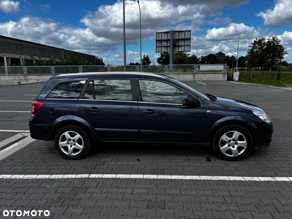 Opel Astra 1.9 CDTI Enjoy - 3
