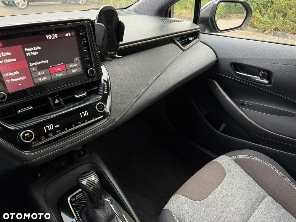 Toyota Corolla 1.8 Hybrid Trek - 19