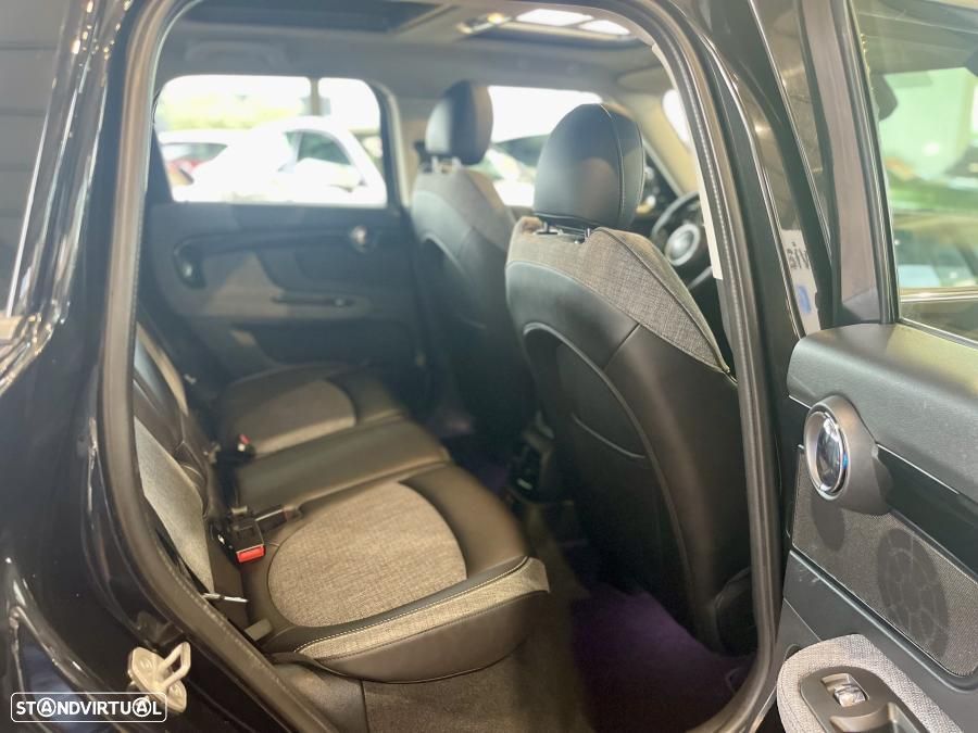 MINI Countryman Cooper SE ALL4 Auto - 37