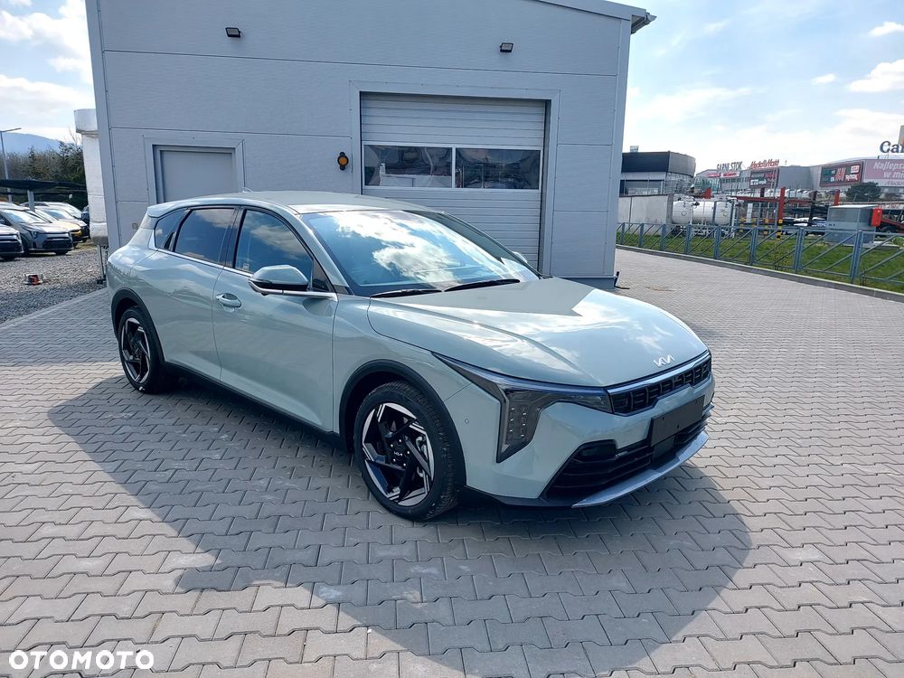 Kia K4 - 8