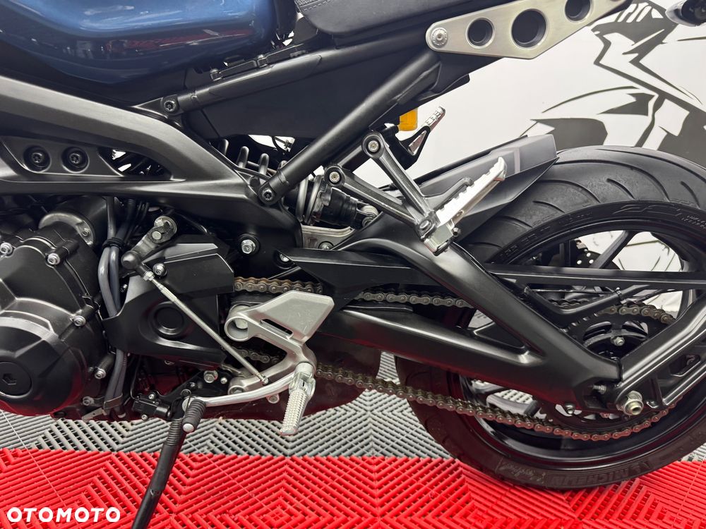 Yamaha XSR - 17
