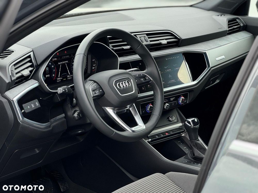 Audi Q3 - 10