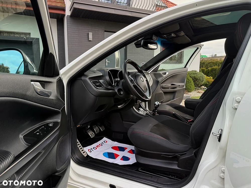 Alfa Romeo Giulietta 1.4 TB 16V Multiair Sport - 17