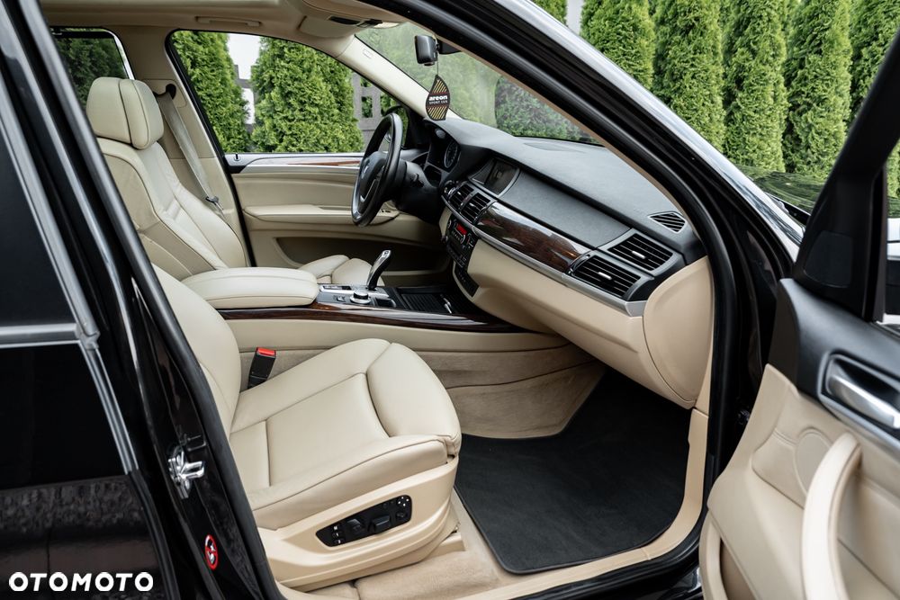 BMW X5 xDrive30d - 25