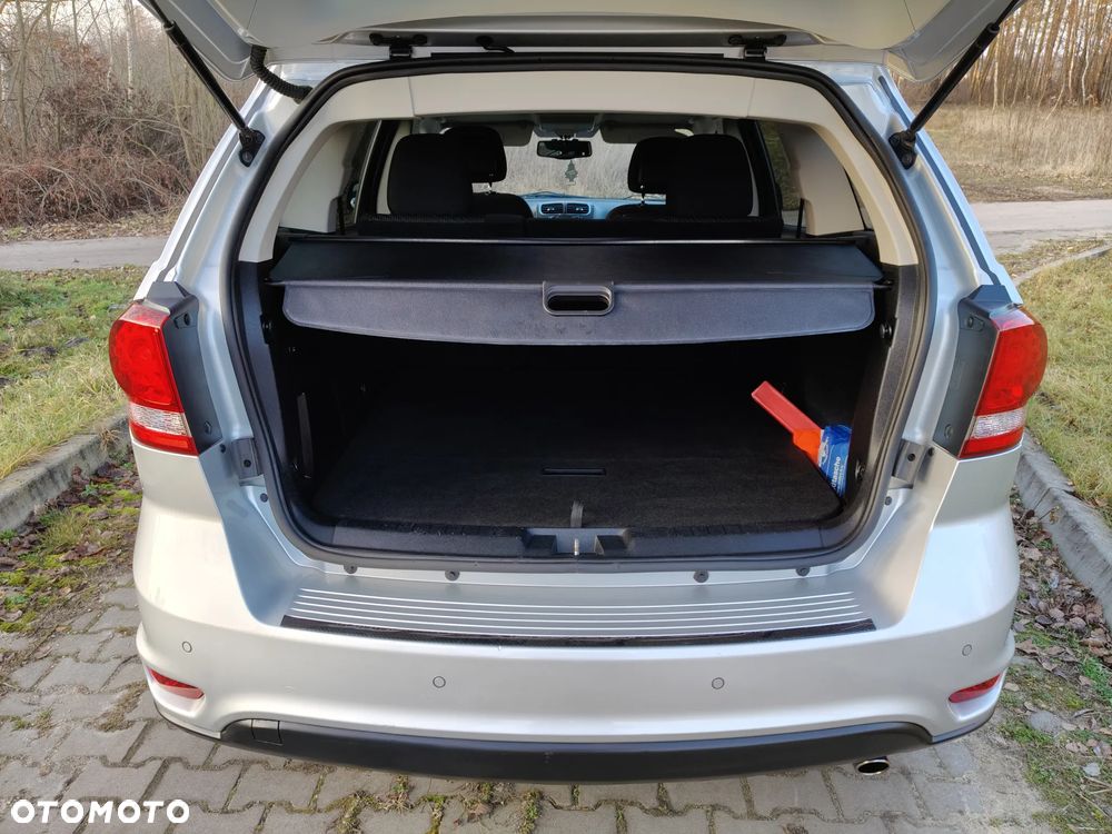 Fiat Freemont 2.0 Multijet Urban - 19