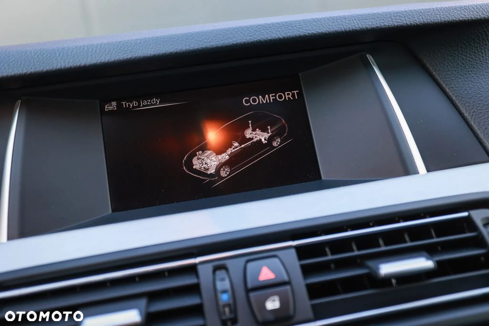 BMW Seria 5 520d - 37