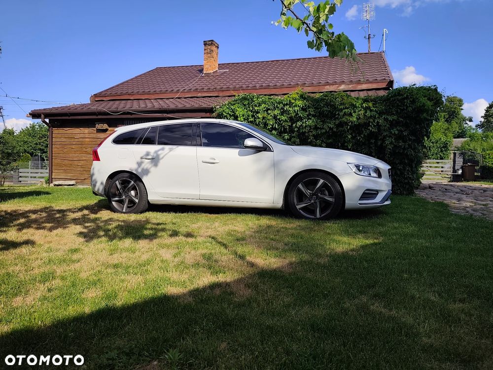 Volvo V60 D3 Drive-E R-Design Momentum - 5