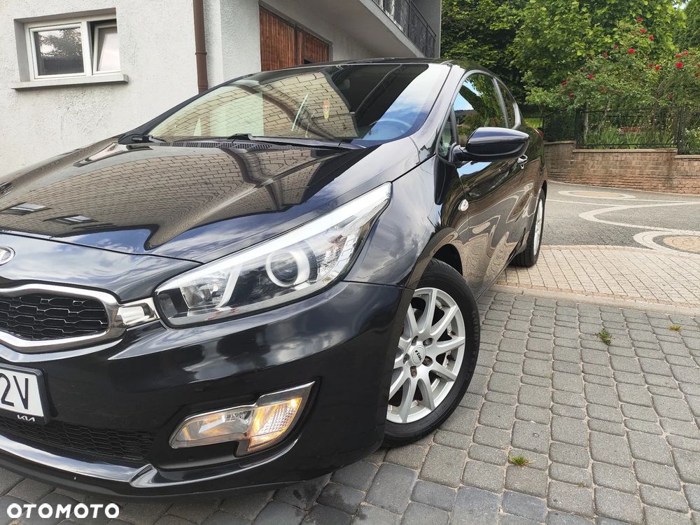 Kia Ceed 1.6 GDI Business Line - 16