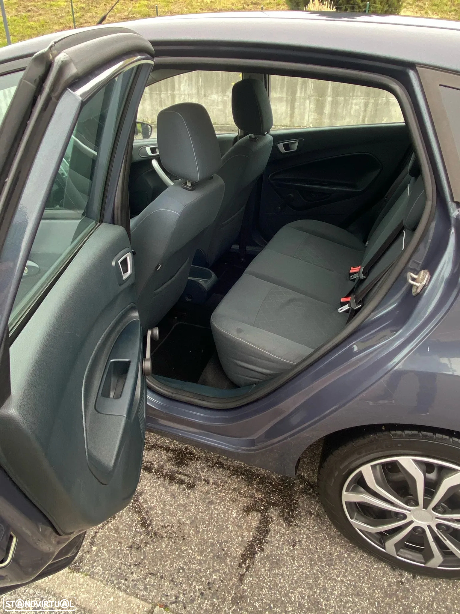 Ford Fiesta 1.4 TDCi Techno - 9