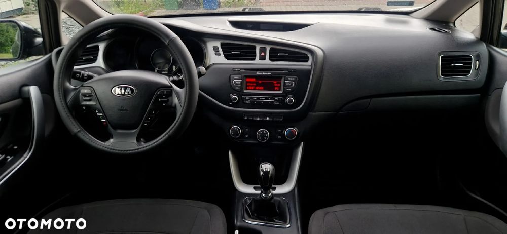 Kia Ceed 1.6 CRDi Spirit - 6