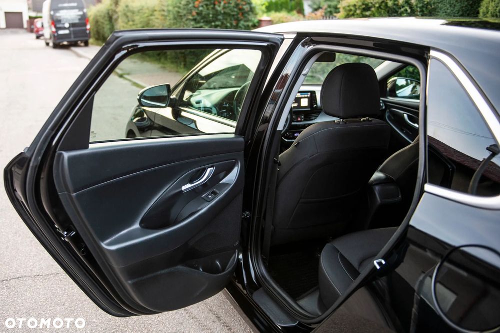 Hyundai i30 1.4 T-GDI YES!+ - 30