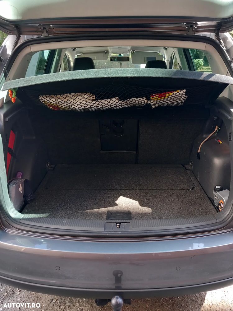 Volkswagen Golf Plus - 13