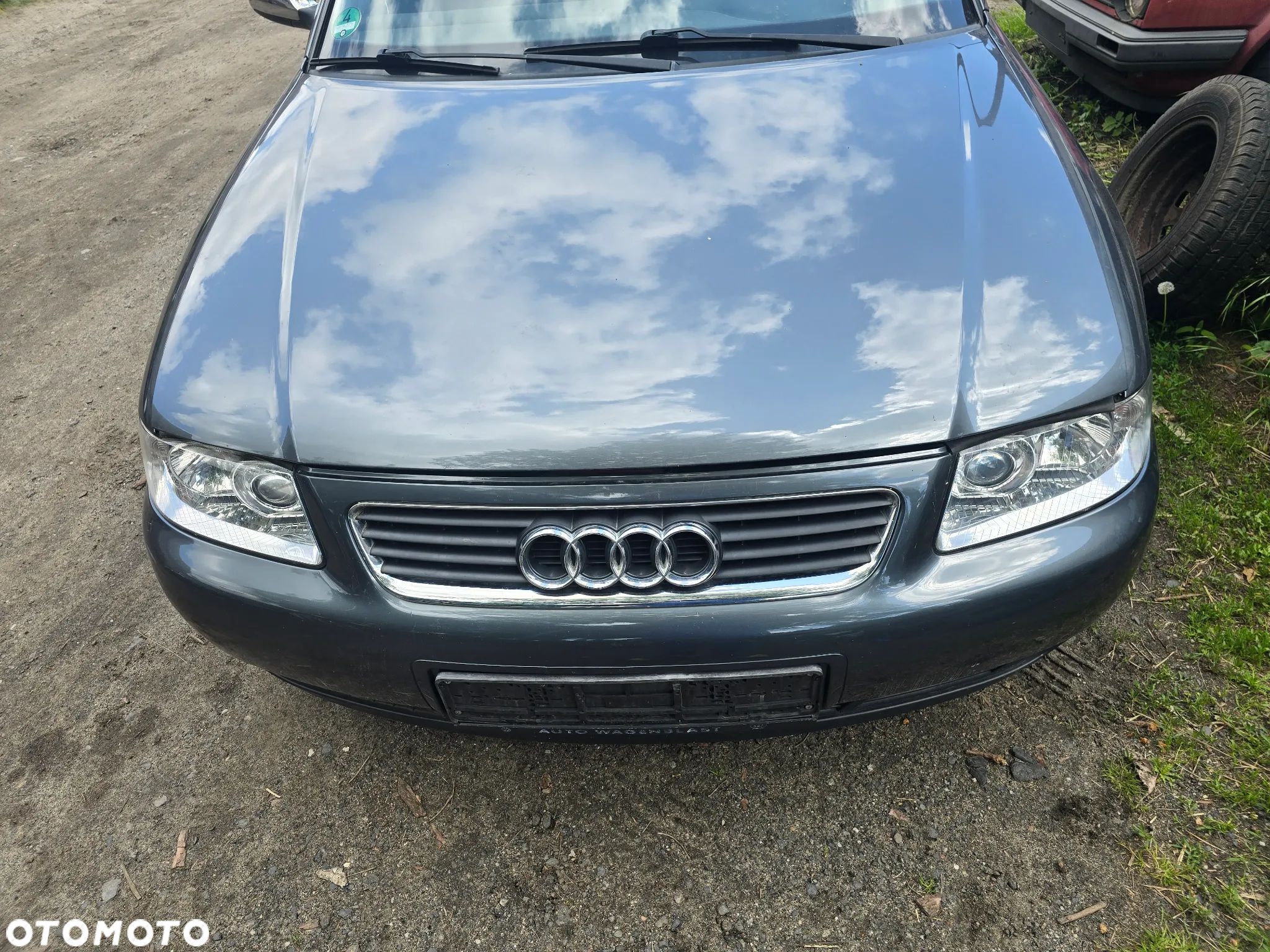 Maska audi A3 8L lift w kolorze LX7Z - 1