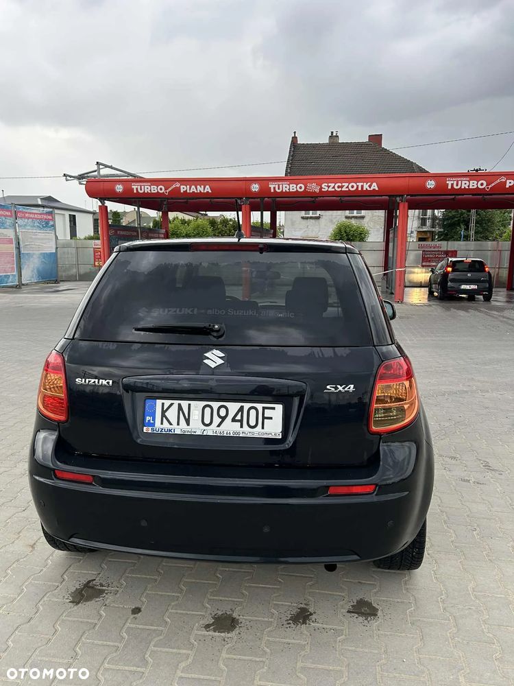 Suzuki SX4 - 9