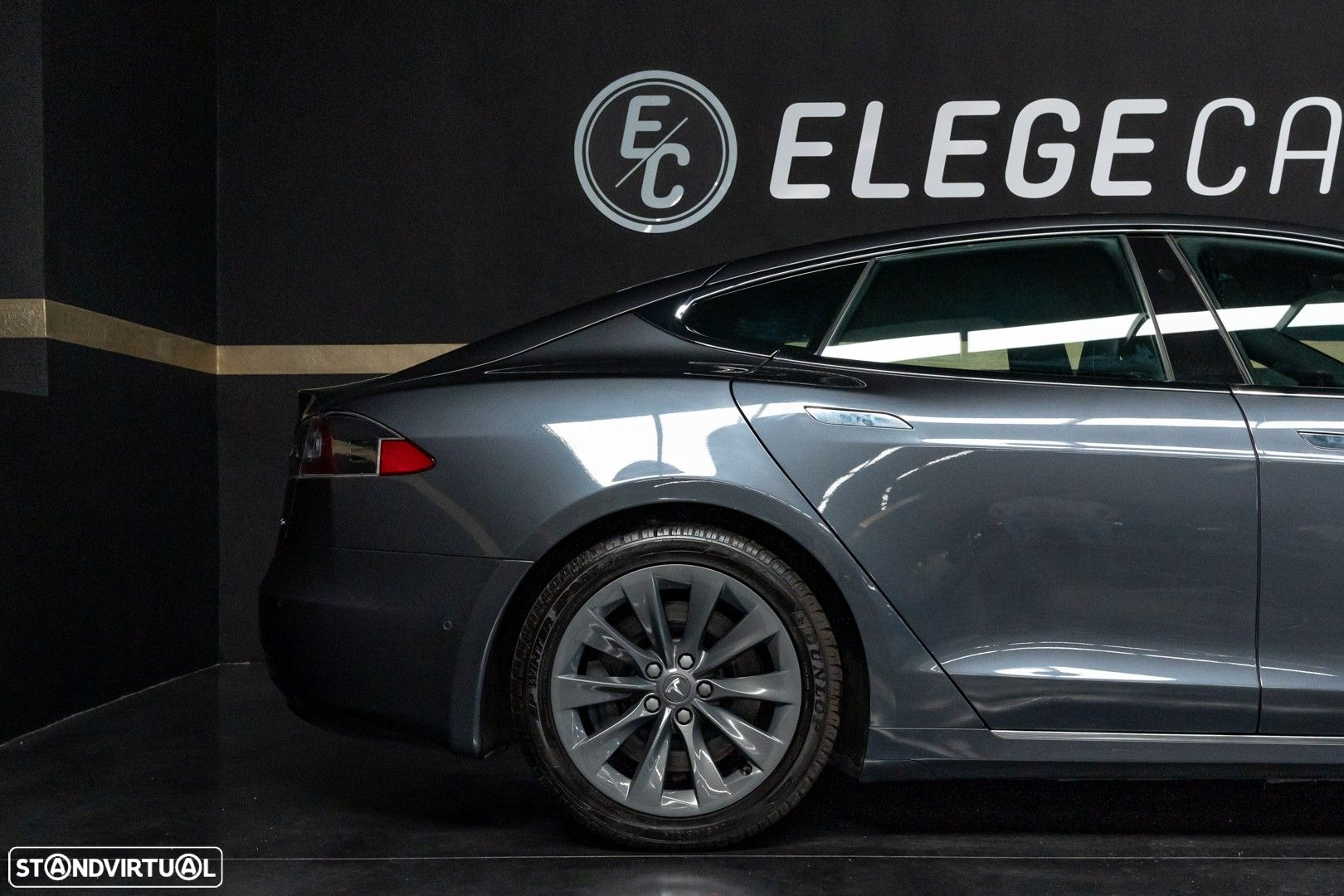 Tesla Model S 75D - 6